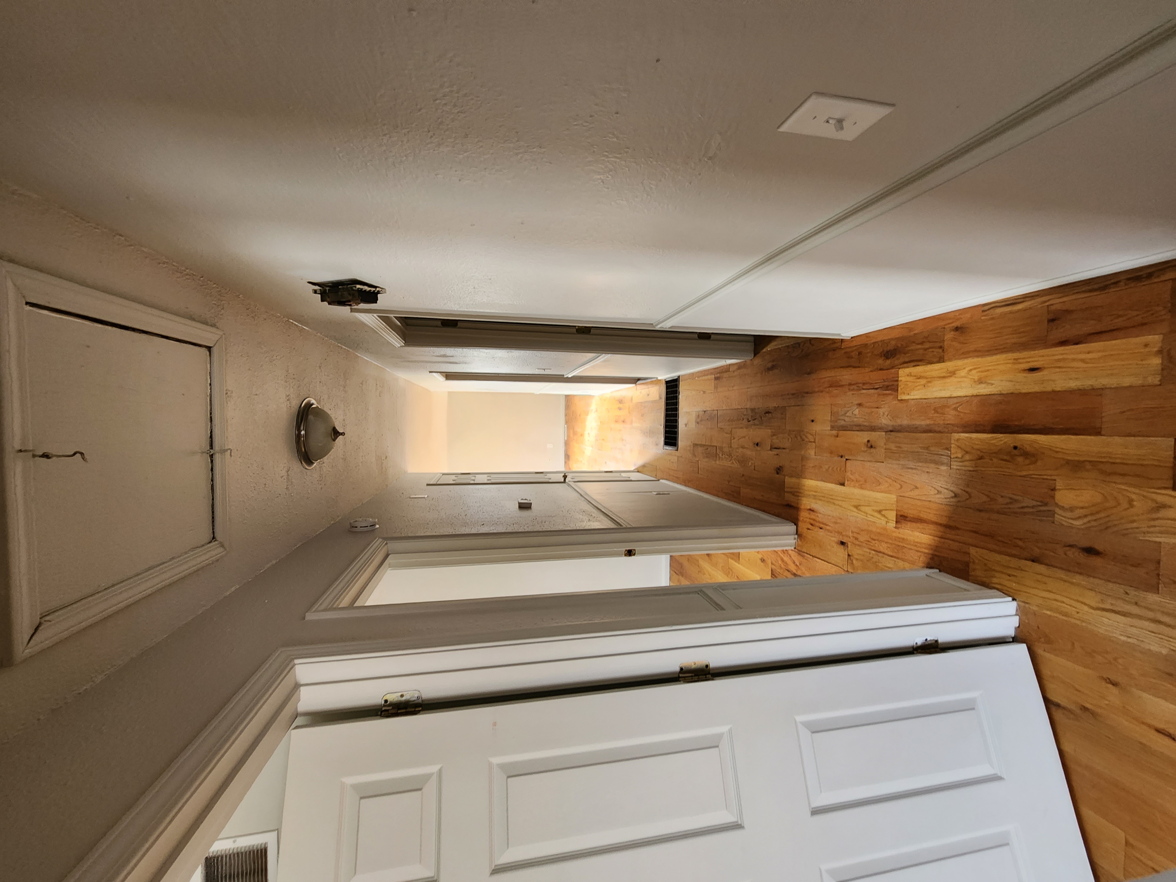207 S maple St Calhoun MO 1.jpg